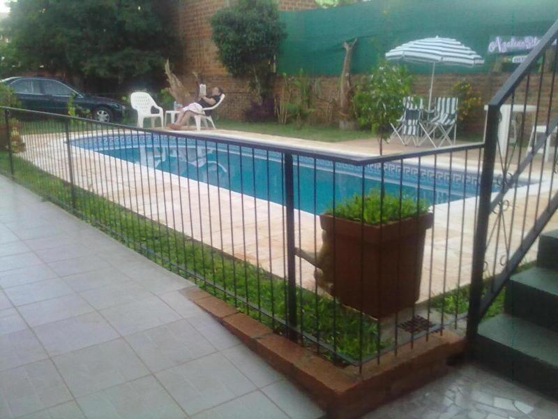 Residencial Azaleas Place Puerto Iguazú Buitenkant foto