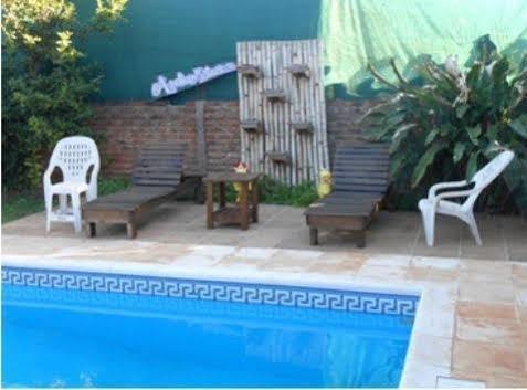 Residencial Azaleas Place Puerto Iguazú Buitenkant foto